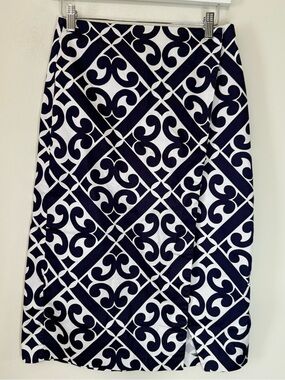 Boden Navy & White Geometric Midi wrap Skirt in size 4P